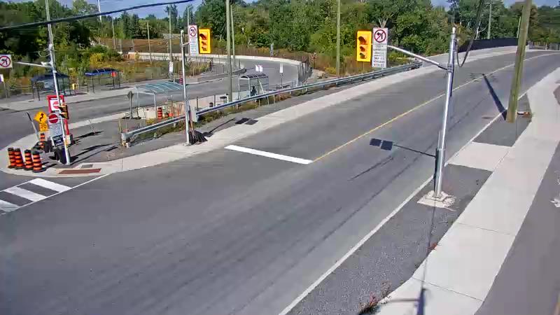 Traffic camera image at 2025-09-14 18:36:07