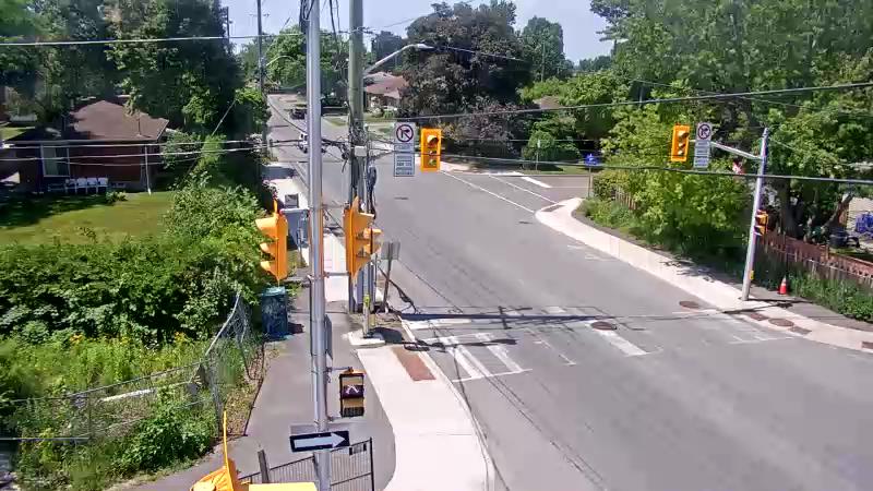 Traffic camera image at 2025-06-30 16:46:13