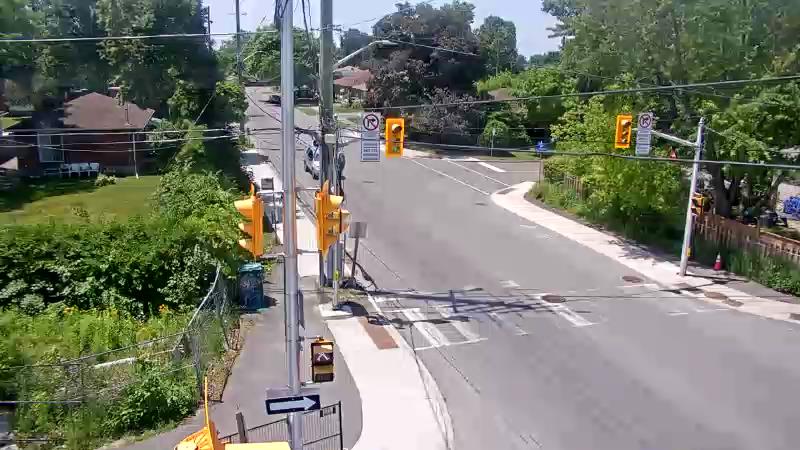 Traffic camera image at 2025-06-30 17:06:17