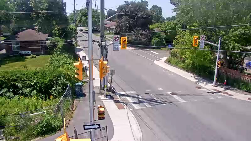 Traffic camera image at 2025-06-30 17:31:23