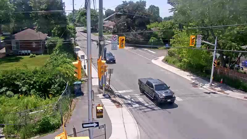 Traffic camera image at 2025-06-30 17:56:15
