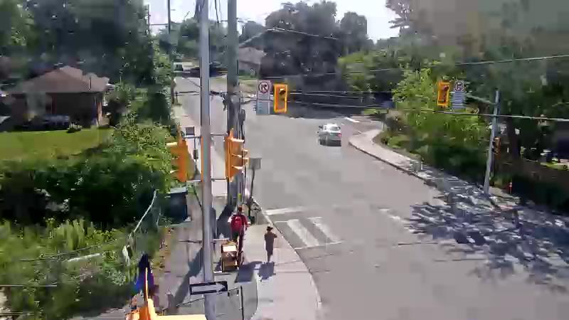 Traffic camera image at 2025-06-30 20:06:17