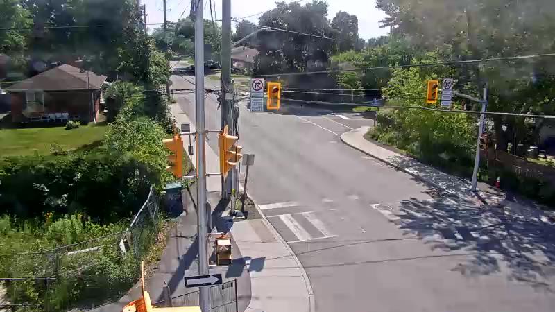 Traffic camera image at 2025-06-30 20:11:10
