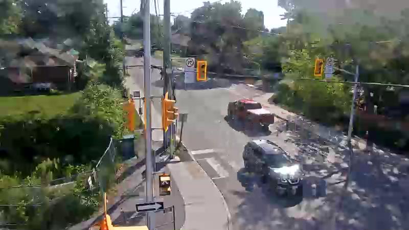 Traffic camera image at 2025-06-30 21:21:19
