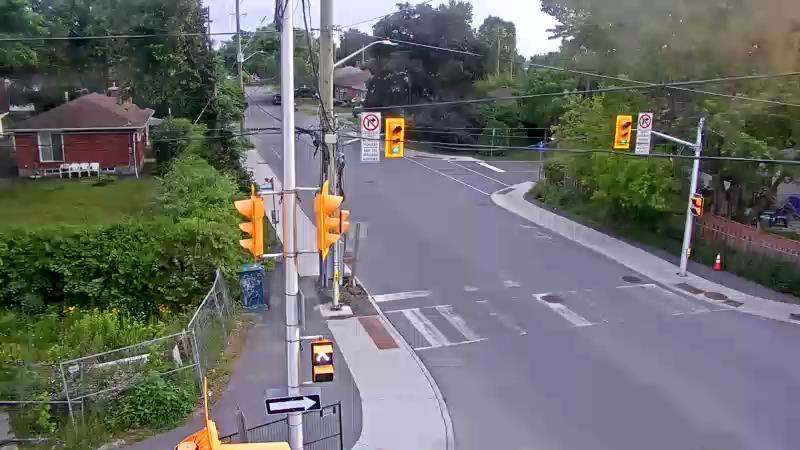 Traffic camera image at 2025-06-30 23:51:17