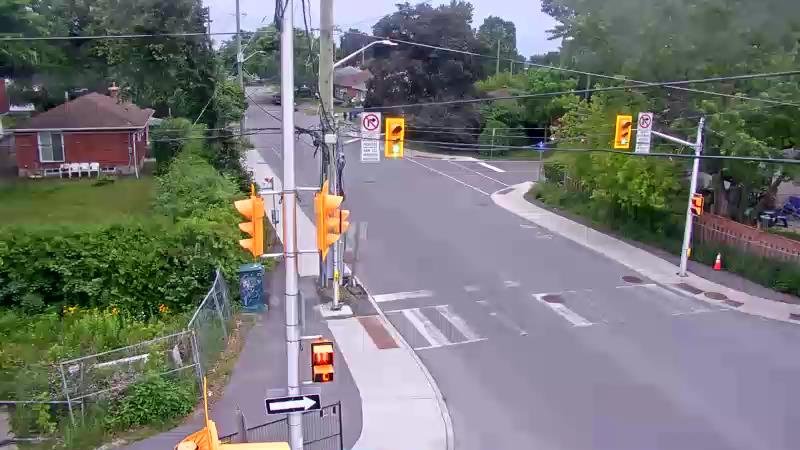 Traffic camera image at 2025-07-01 00:41:17