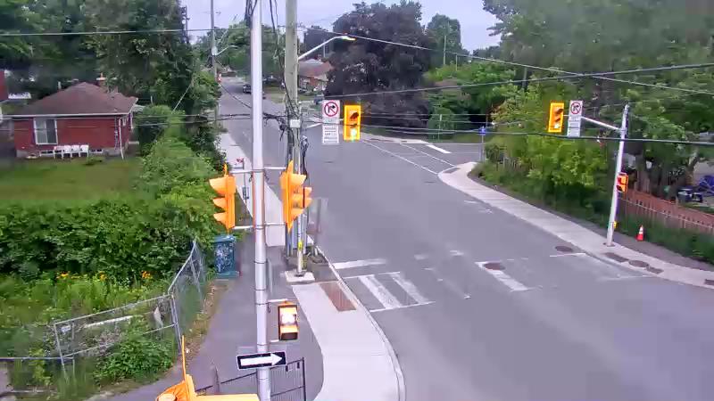 Traffic camera image at 2025-07-01 00:46:13