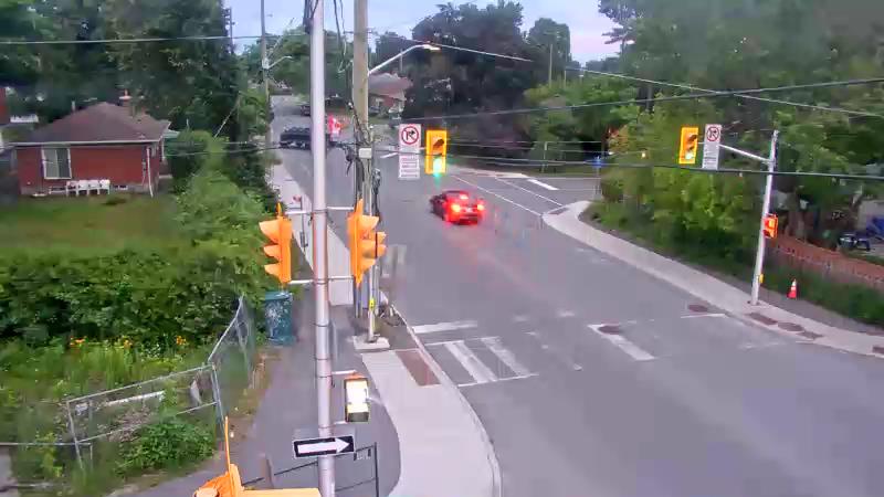 Traffic camera image at 2025-07-01 01:01:31