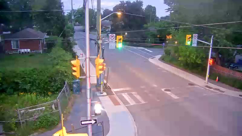 Traffic camera image at 2025-07-01 01:11:17