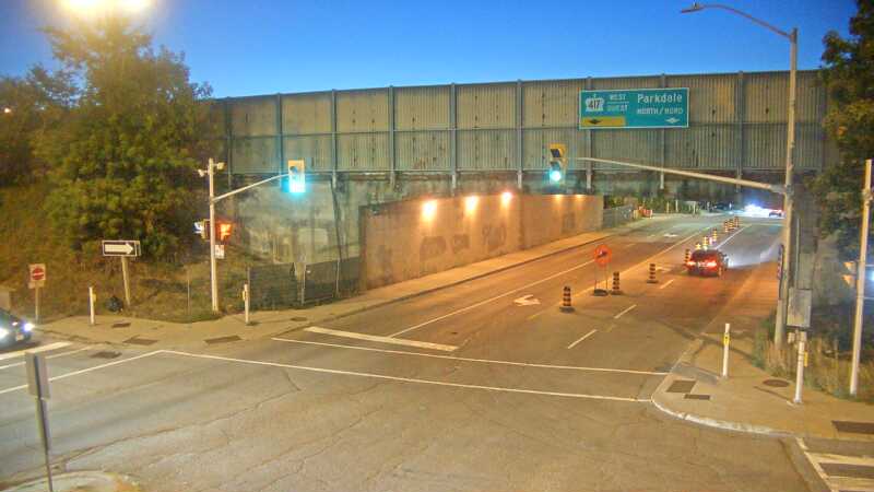 Traffic camera image at 2025-08-25 00:41:08