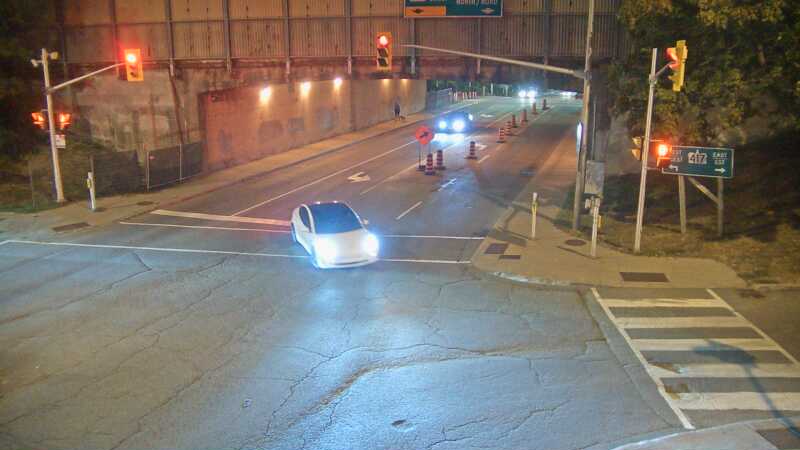 Traffic camera image at 2025-09-16 00:21:15