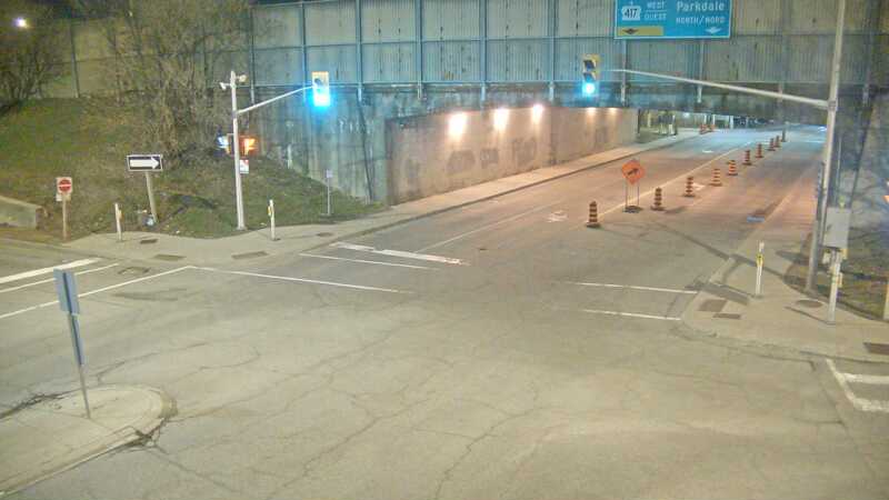 Traffic camera image at 2025-04-25 07:30:41