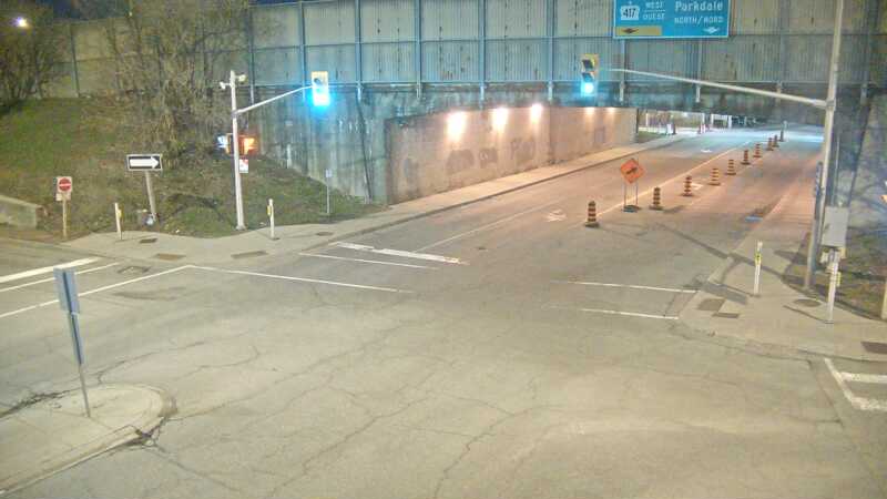 Traffic camera image at 2025-04-25 09:05:51