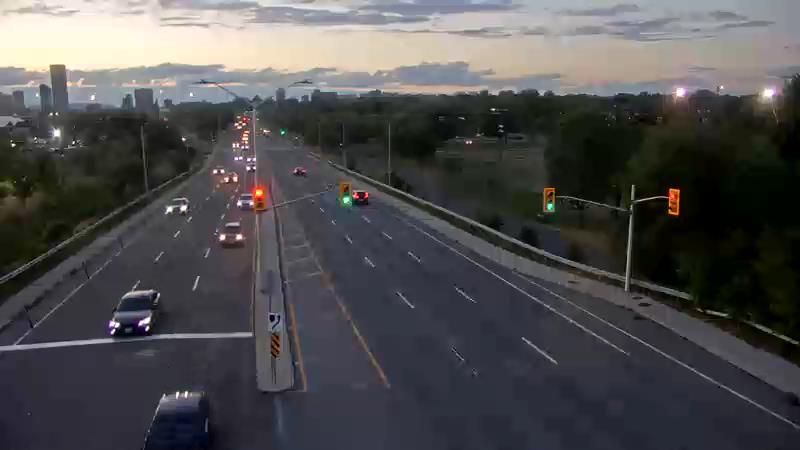 Traffic camera image at 2025-08-25 00:01:06