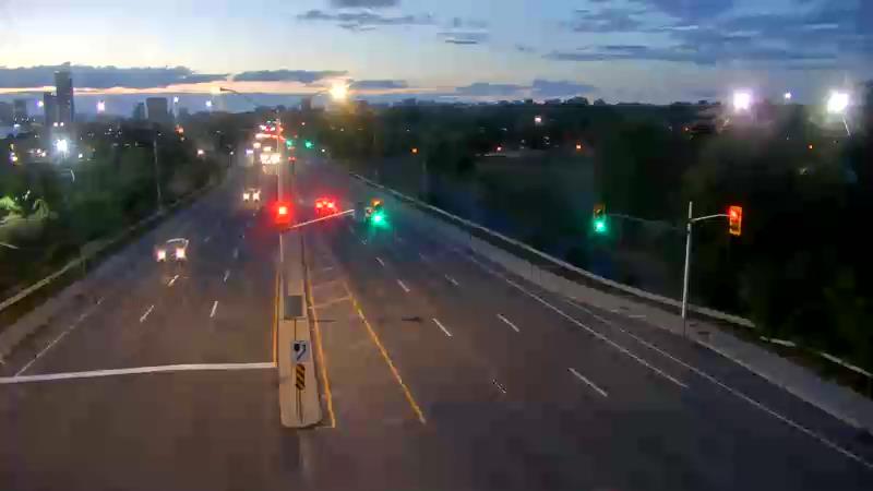 Traffic camera image at 2025-08-25 00:16:10
