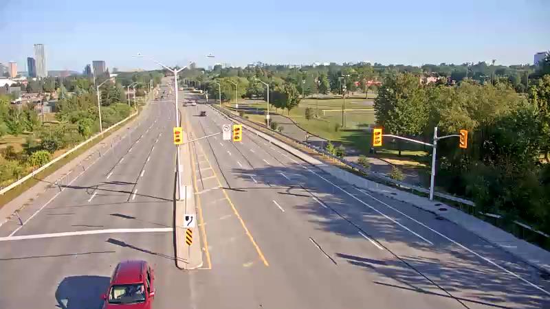 Traffic camera image at 2025-09-01 12:41:04
