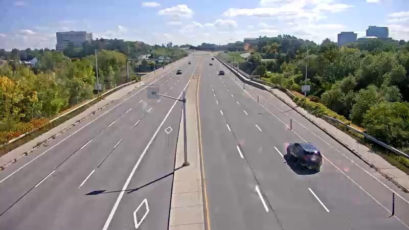 Traffic camera image at 2025-09-14 17:31:05