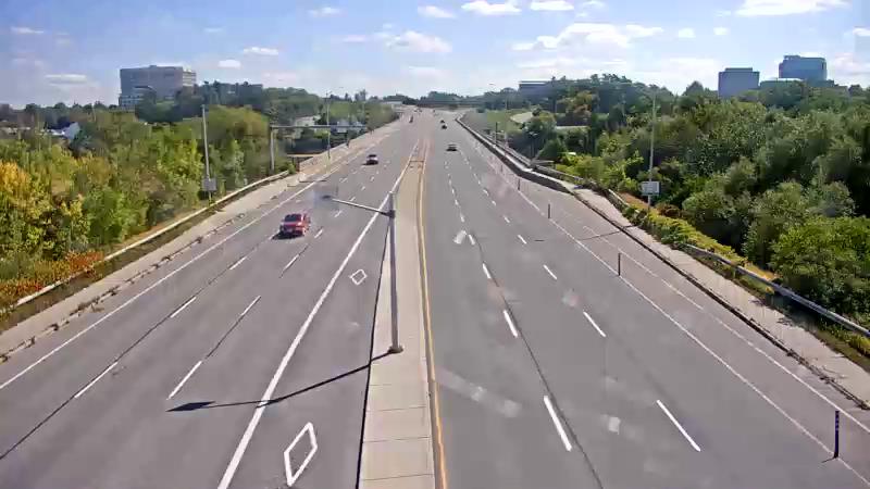 Traffic camera image at 2025-09-14 17:46:19