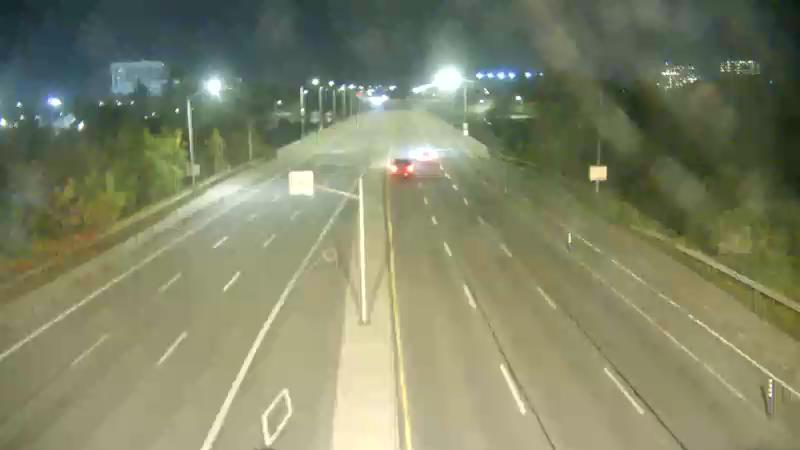 Traffic camera image at 2025-09-18 03:31:16