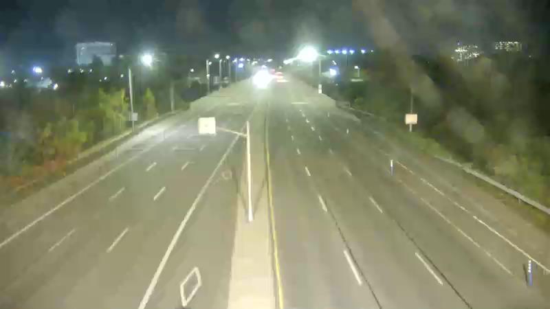 Traffic camera image at 2025-09-18 03:46:16