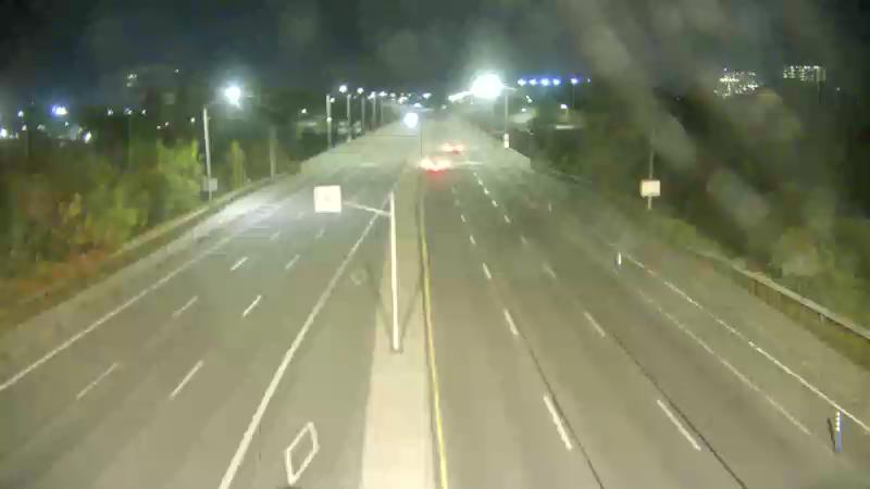 Traffic camera image at 2025-09-18 04:11:07