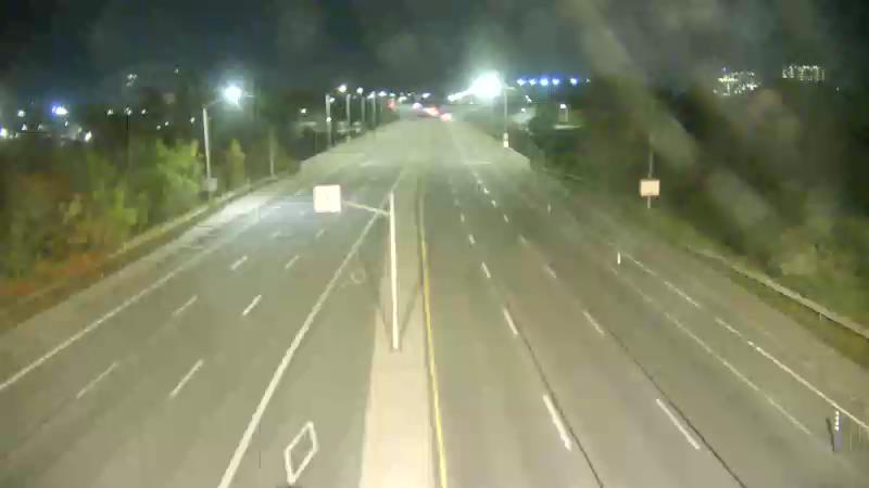 Traffic camera image at 2025-09-18 04:16:04