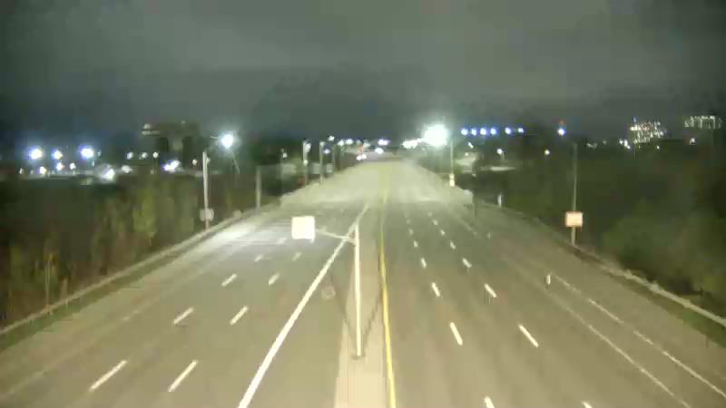 Traffic camera image at 2025-05-09 07:46:00