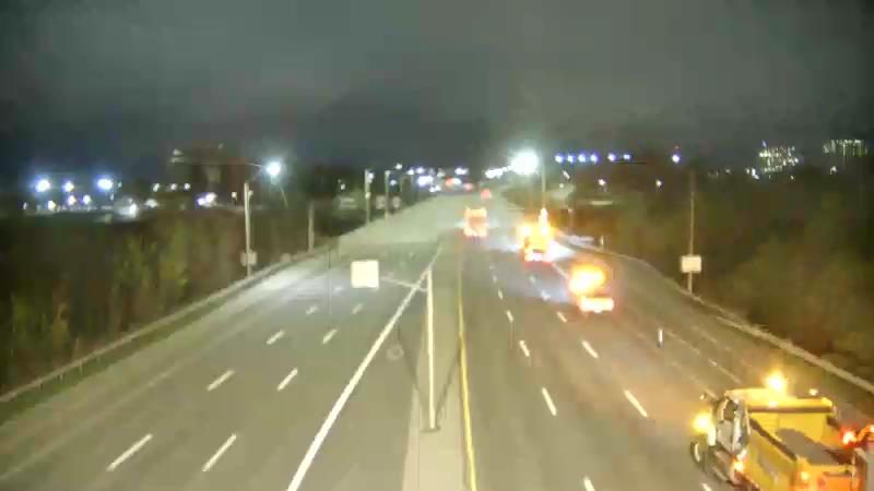 Traffic camera image at 2025-05-09 07:55:43
