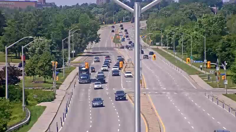 Traffic camera image at 2025-06-30 18:01:13