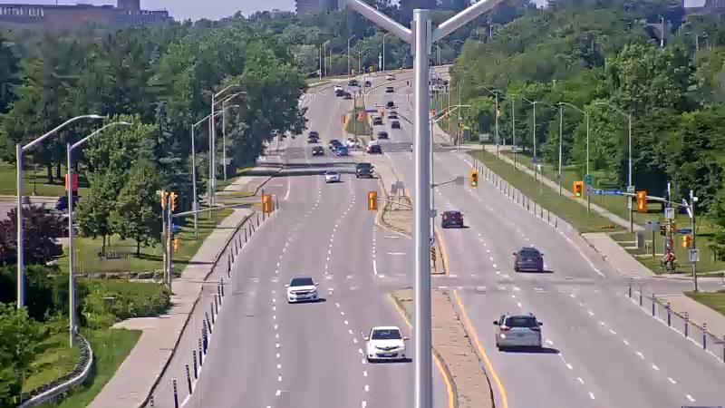 Traffic camera image at 2025-06-30 19:06:16