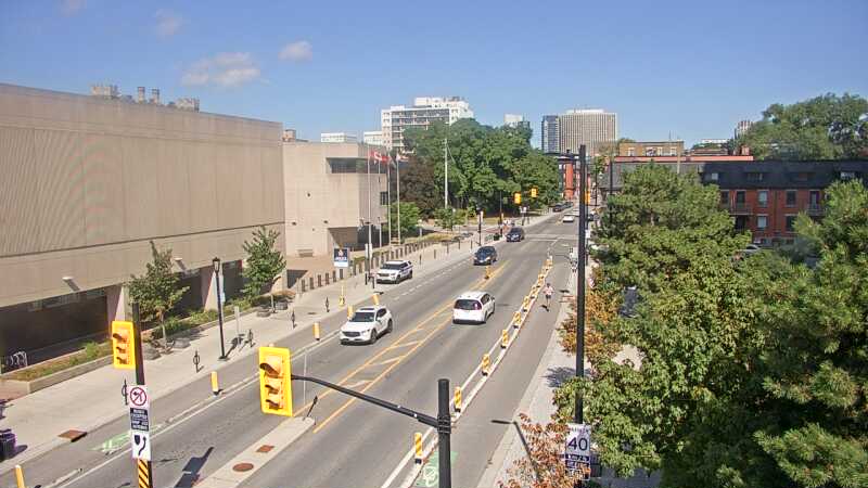 Traffic camera image at 2025-08-24 14:51:03