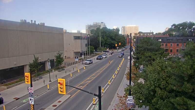 Traffic camera image at 2025-08-24 15:46:13