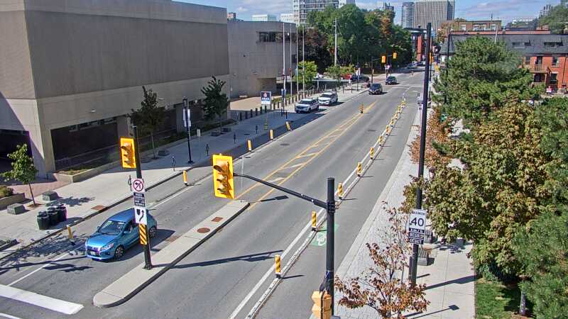 Traffic camera image at 2025-09-14 17:51:21