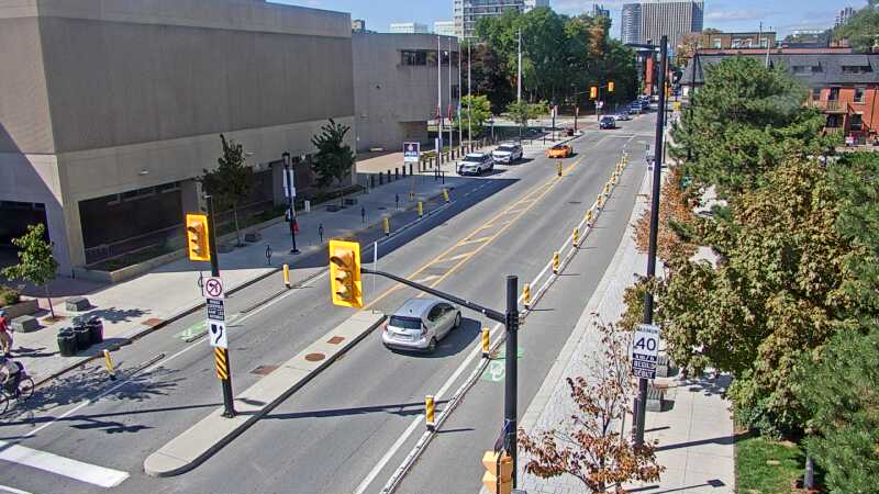 Traffic camera image at 2025-09-14 18:16:15
