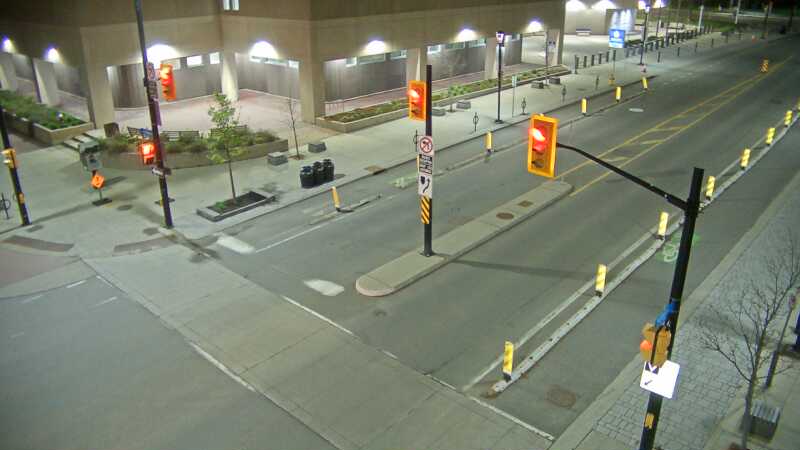 Traffic camera image at 2025-05-09 06:40:51