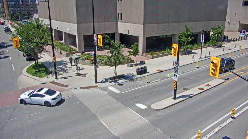 Traffic camera image at 2025-06-30 16:31:19