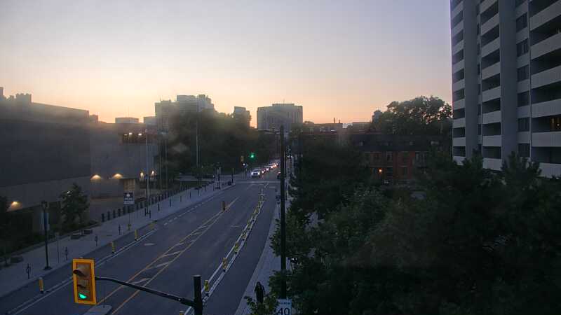 Traffic camera image at 2025-07-04 00:56:13