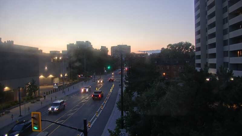 Traffic camera image at 2025-07-04 01:11:06