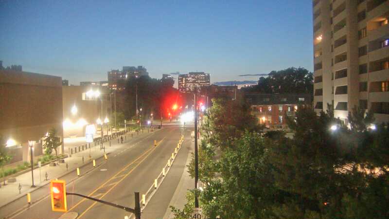 Traffic camera image at 2025-07-04 01:46:17