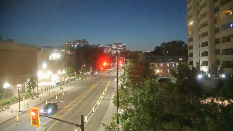 Traffic camera image at 2025-07-04 02:01:14