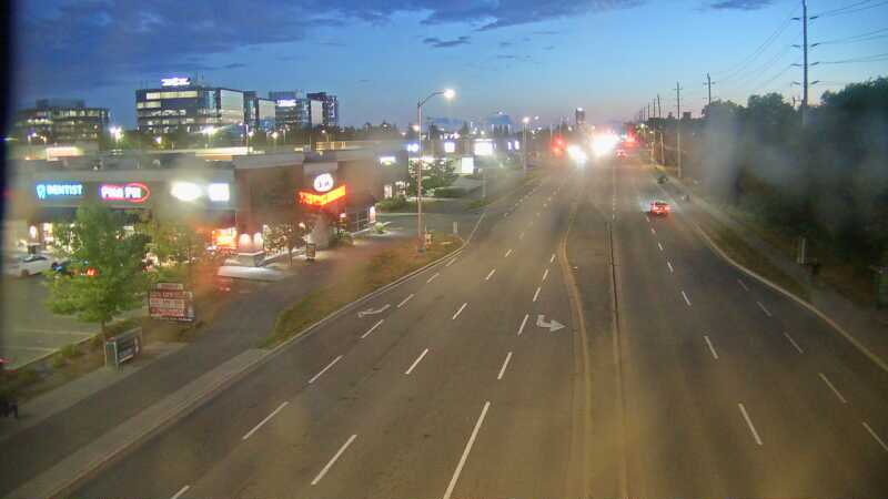 Traffic camera image at 2025-08-25 00:26:03