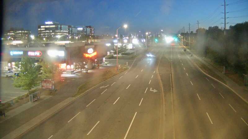 Traffic camera image at 2025-08-25 00:36:06