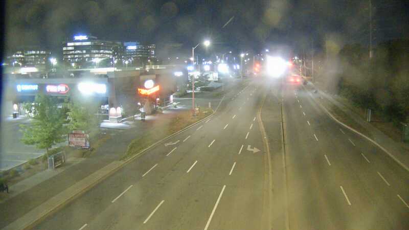 Traffic camera image at 2025-08-25 02:41:04