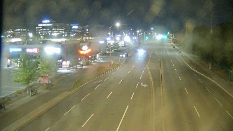 Traffic camera image at 2025-08-25 02:51:09