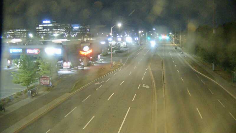 Traffic camera image at 2025-08-25 03:41:02
