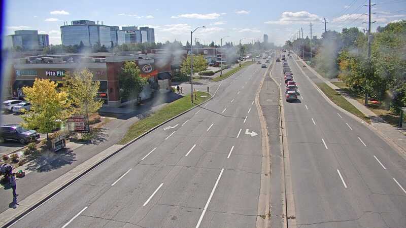 Traffic camera image at 2025-09-14 18:01:32