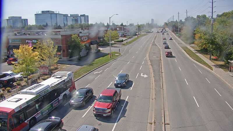 Traffic camera image at 2025-09-16 17:11:06