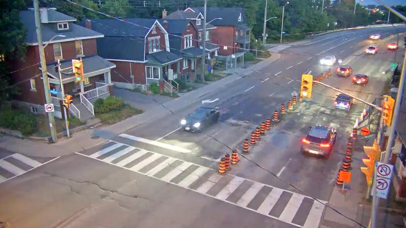 Traffic camera image at 2025-08-25 00:16:10