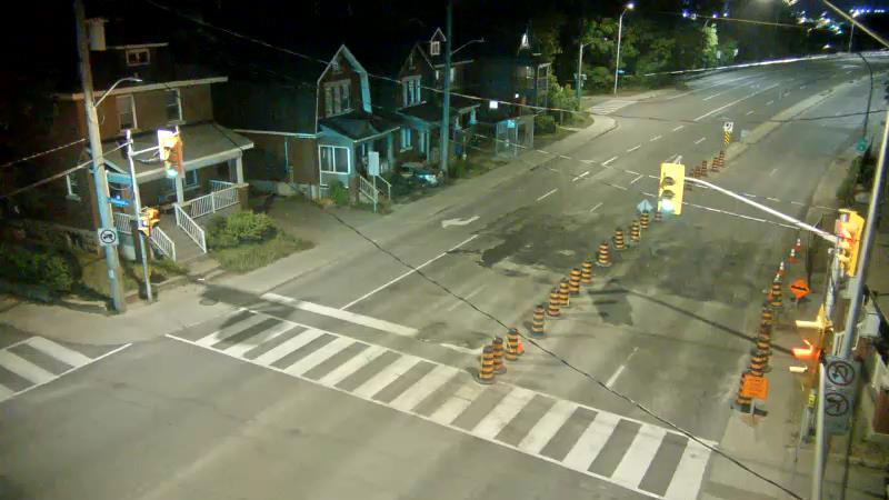 Traffic camera image at 2025-08-25 02:41:05