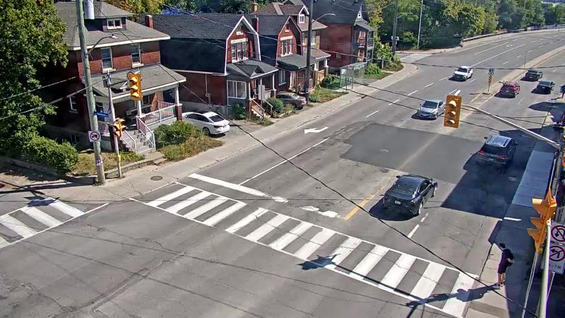 Traffic camera image at 2025-09-14 17:46:20